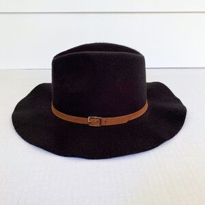 Black Hat with Faux Suede Band